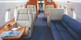 Executive Jet - Heavy - Bombardier Challenger 604 Cabin